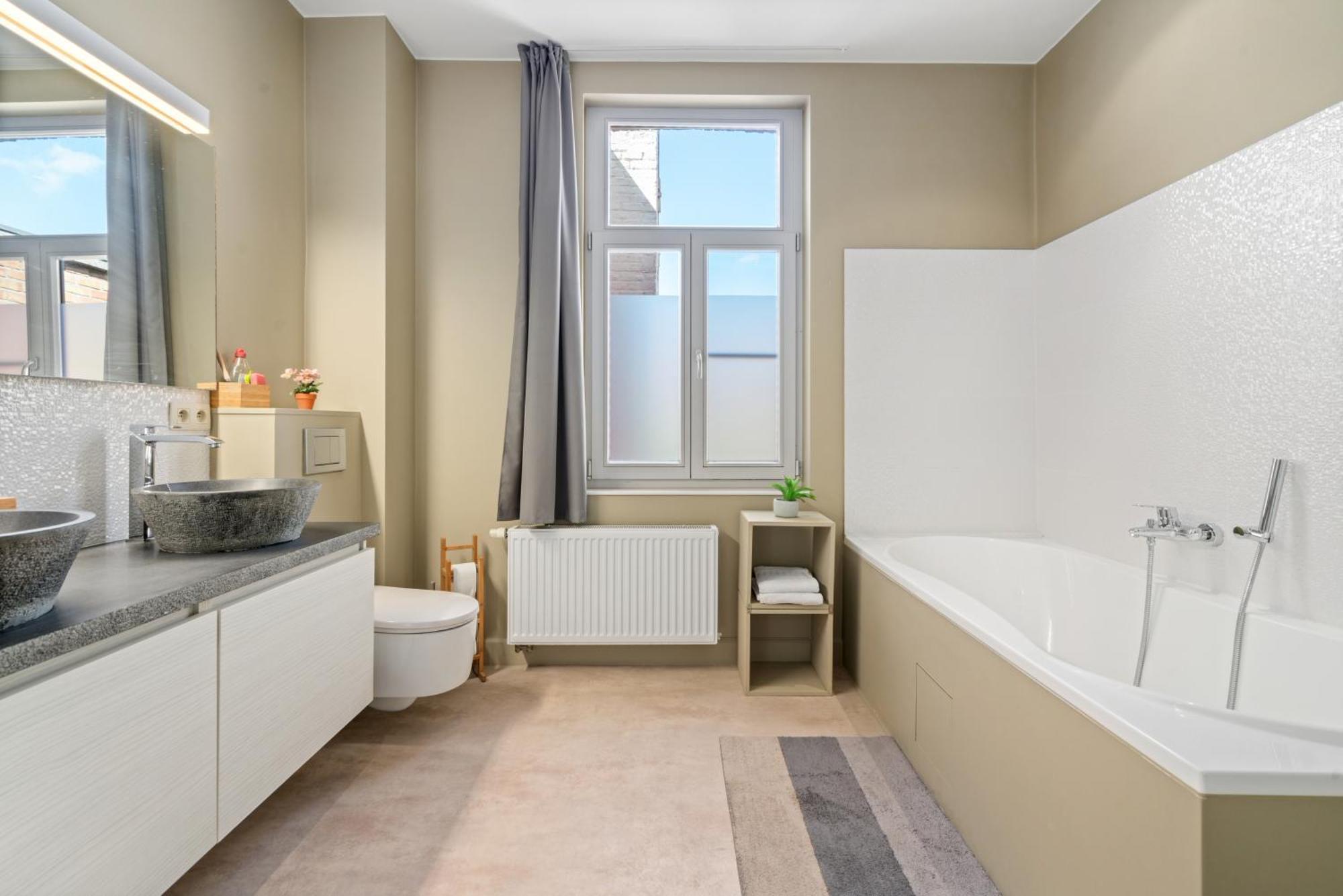 Spacious Guest Suites Near Historic Market - 5 Min Walk Μπριζ Εξωτερικό φωτογραφία